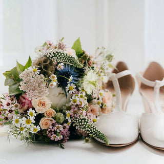 Spring Wedding Inspiration - that you could take into the summer as well