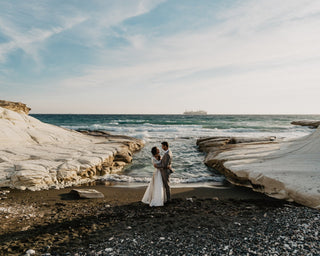 Beach Wedding Bliss: A Minimalist Guide to a Magical Coastal Celebration