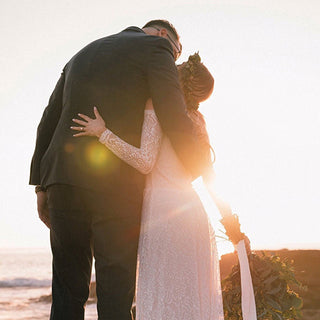 Summer weddings: How To Choose Your Beach Wedding Dress