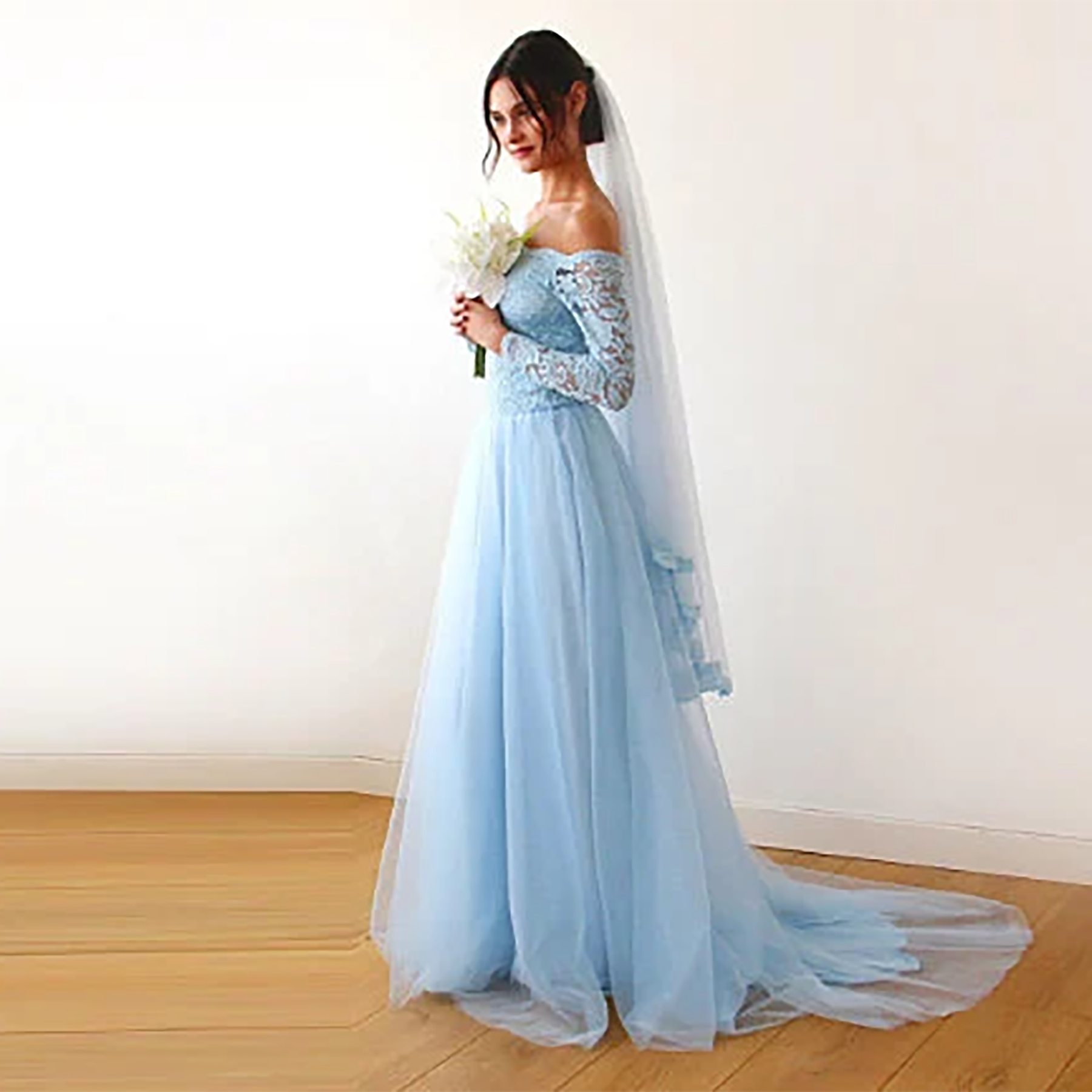 Light blue wedding veil 60 photos - Astyledwedding.com Light blue wedding veil 60 photos - Astyledwedding.com