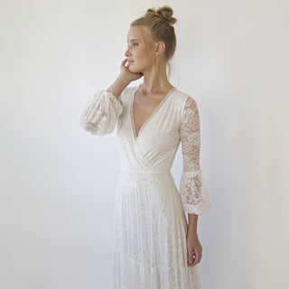Elegant Maxi Lace Wedding Dress with Ruffle Sleeves